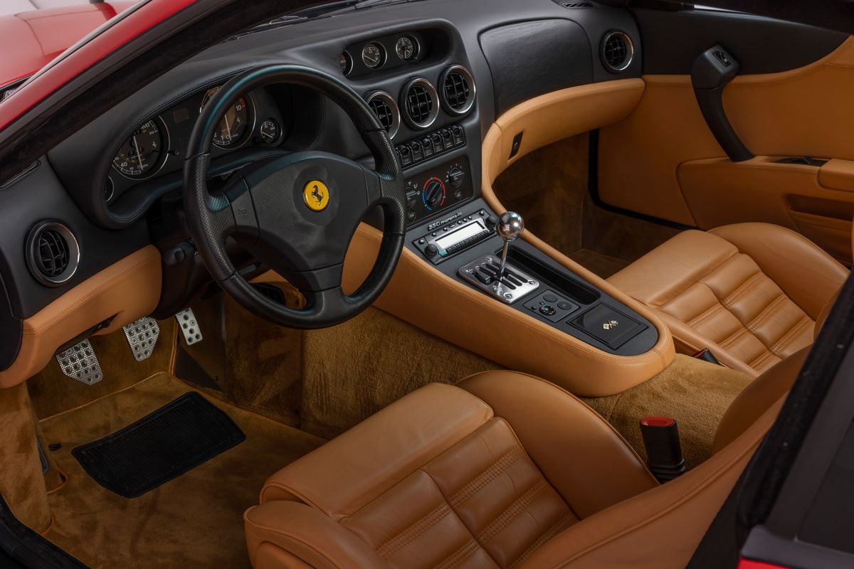 2001 Ferrari 550