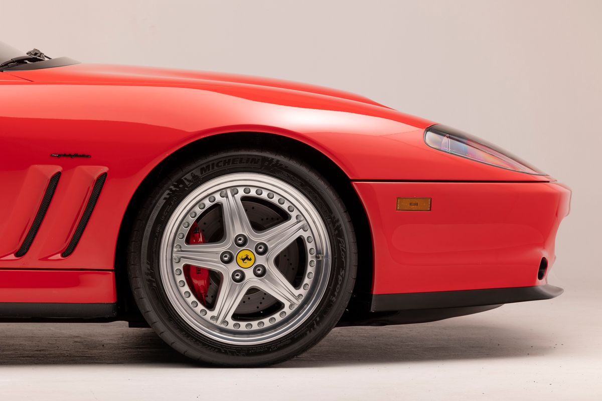 2001 Ferrari 550