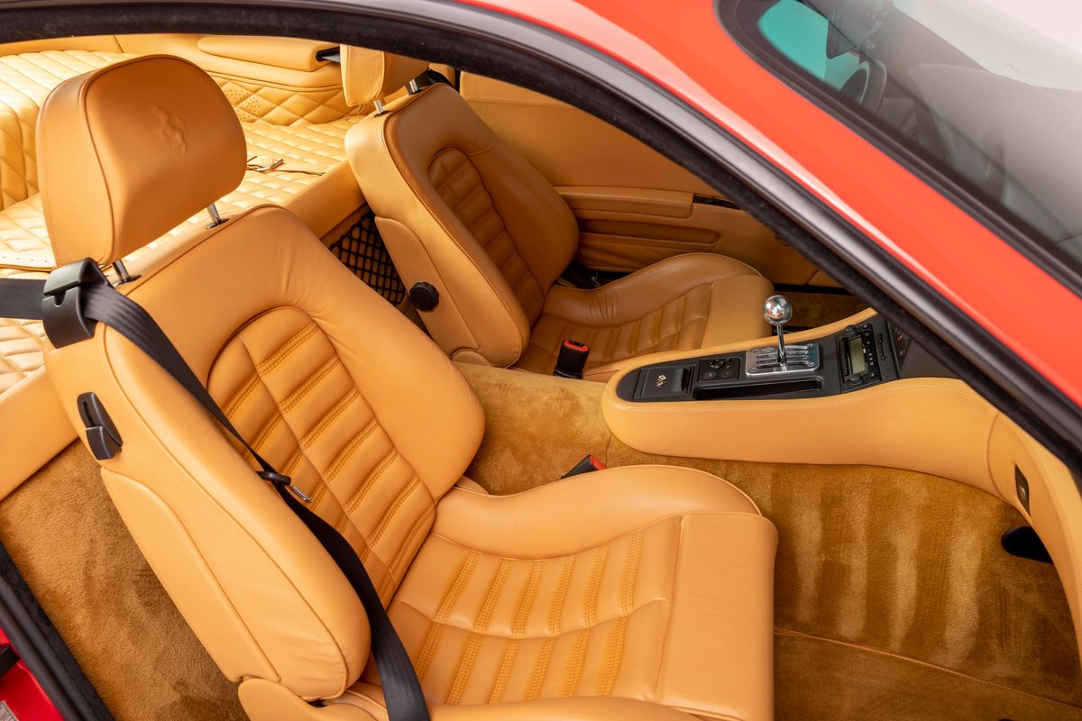 2001 Ferrari 550