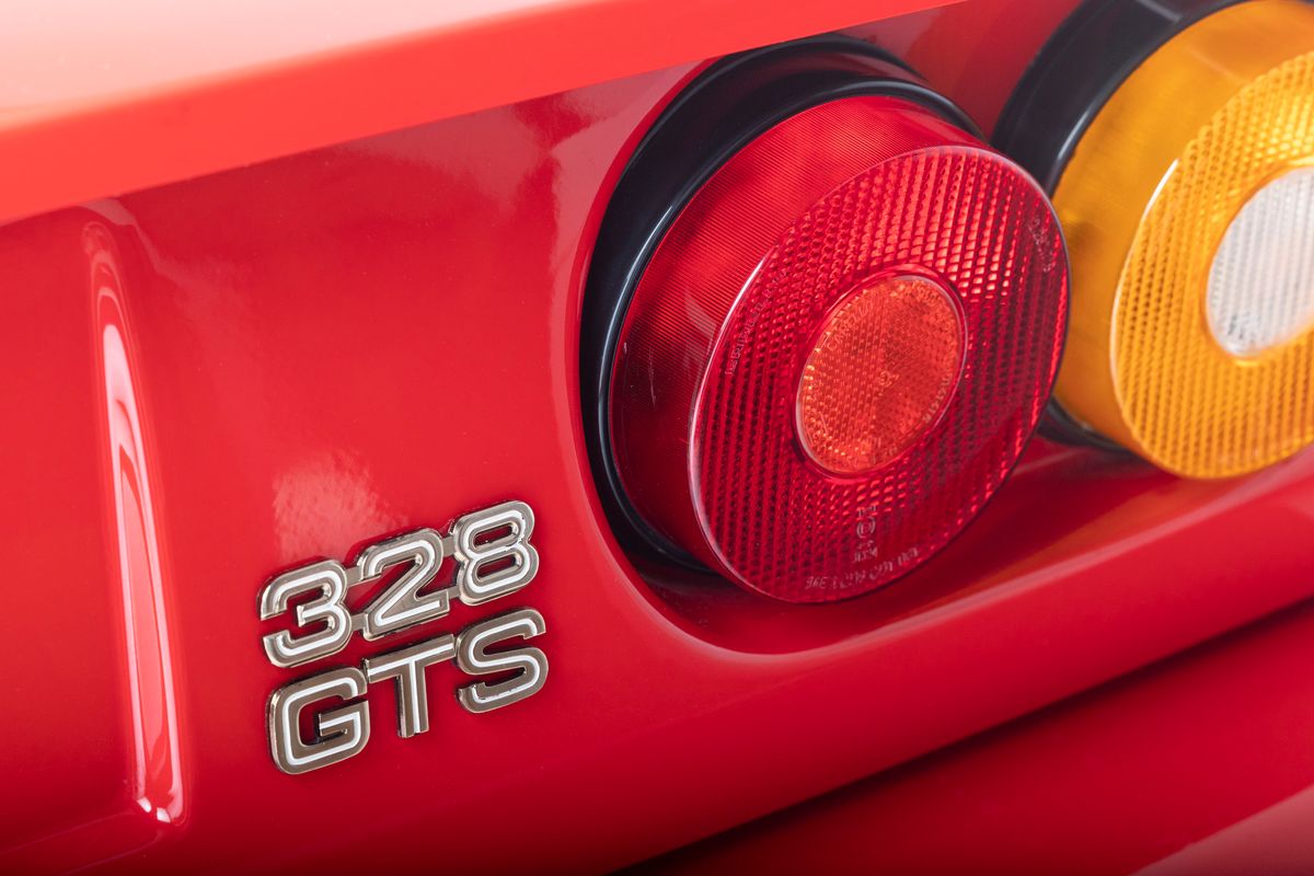 1986 Ferrari 328GTS