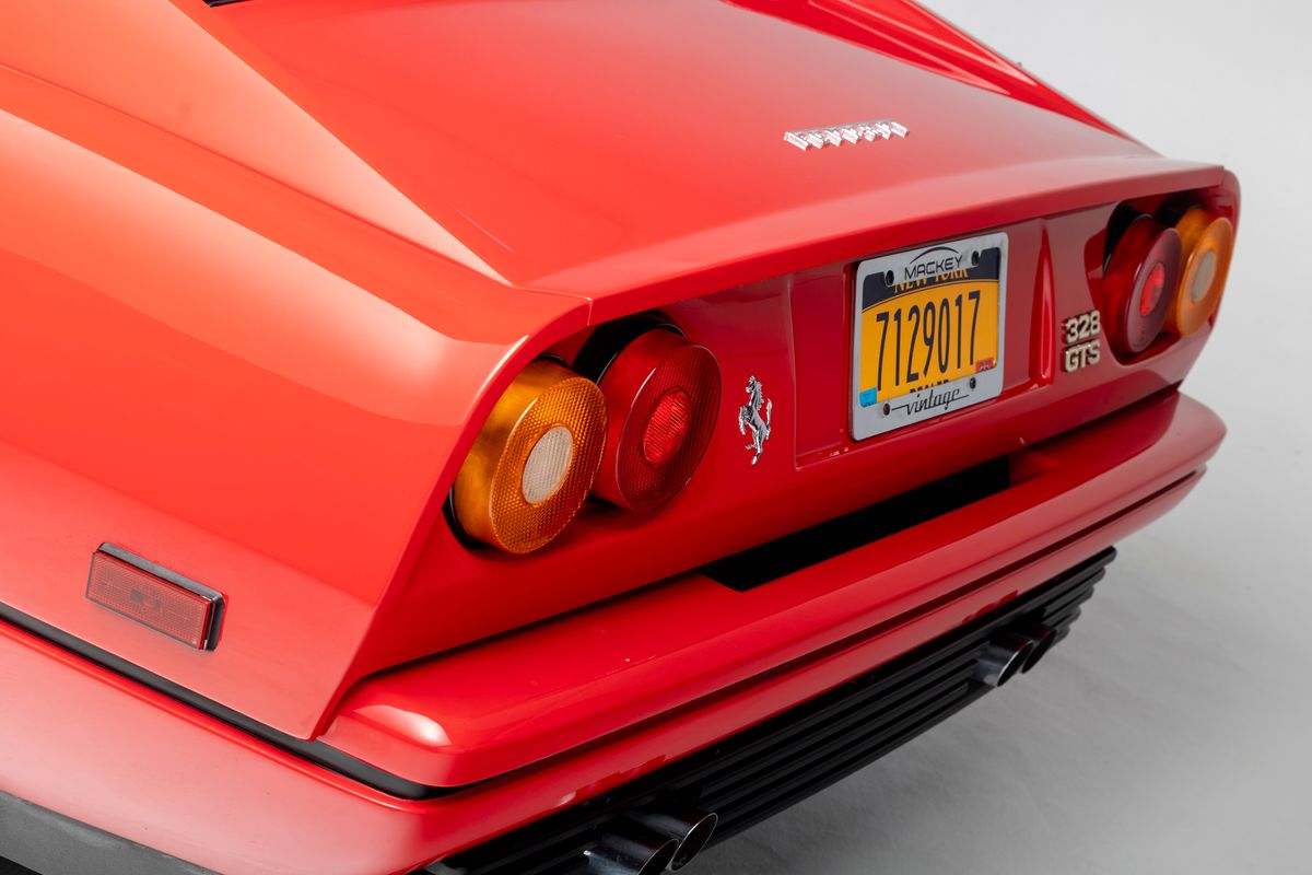 1986 Ferrari 328GTS