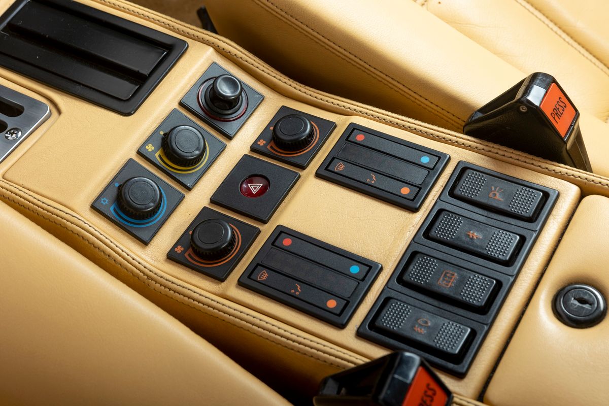 1986 Ferrari 328GTS