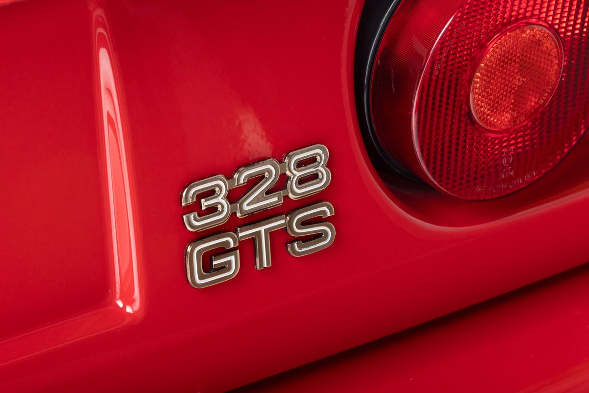 1986 Ferrari 328GTS