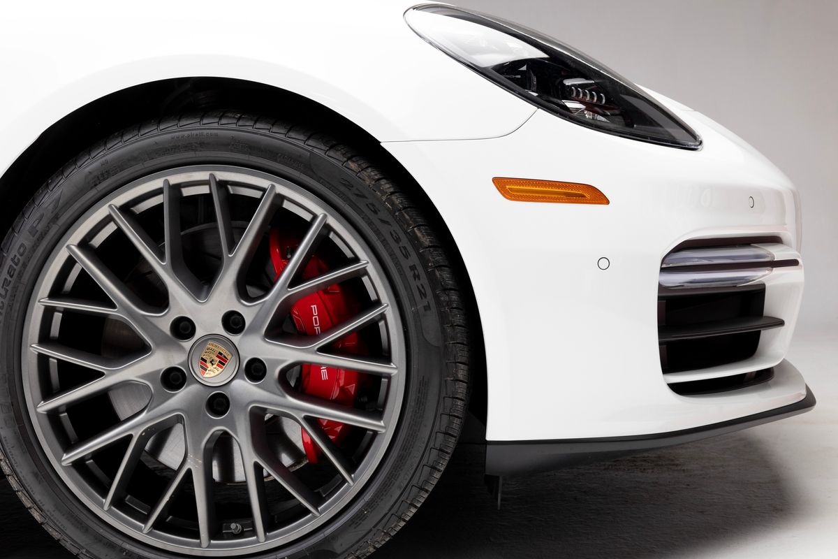 2021 Porsche Panamera GTS