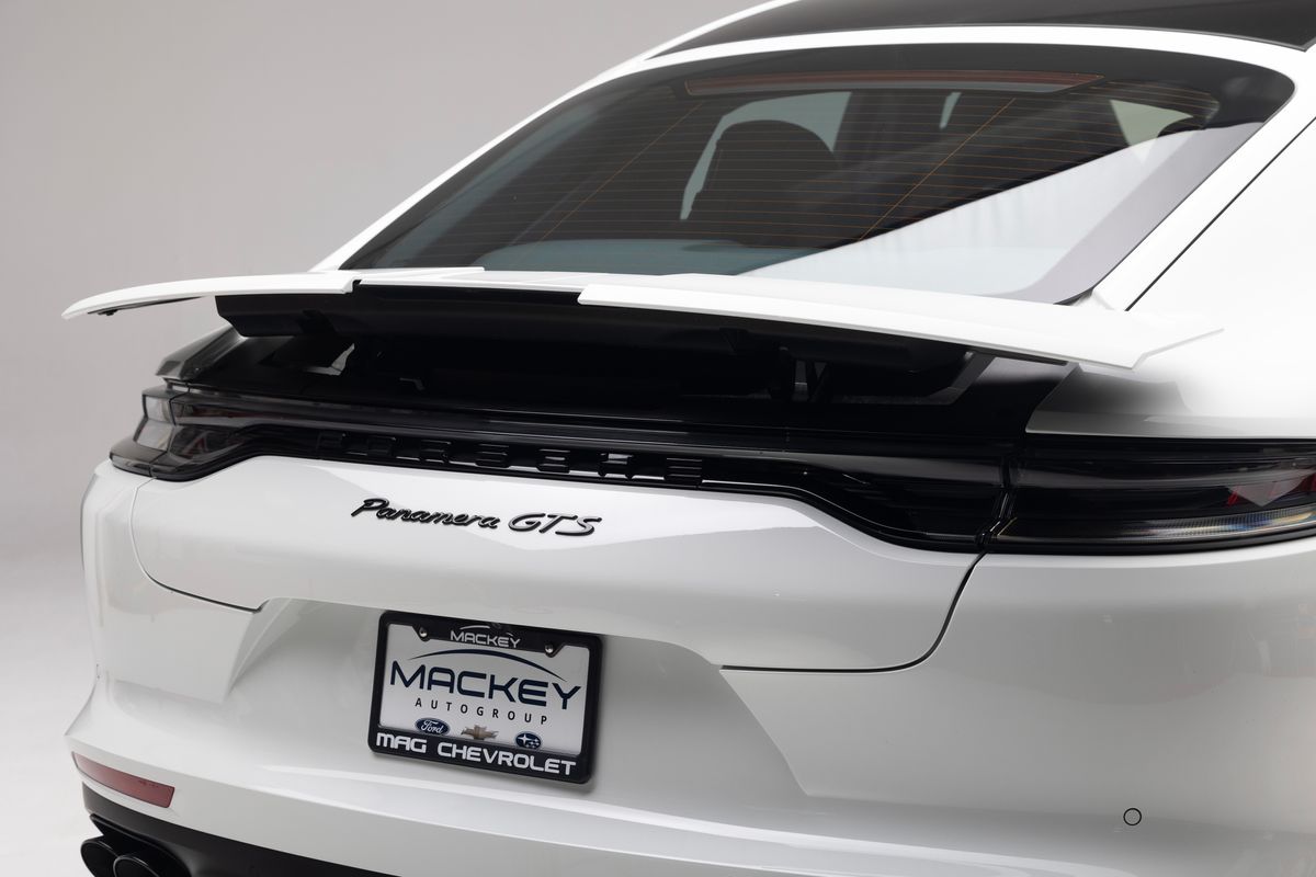 2021 Porsche Panamera GTS