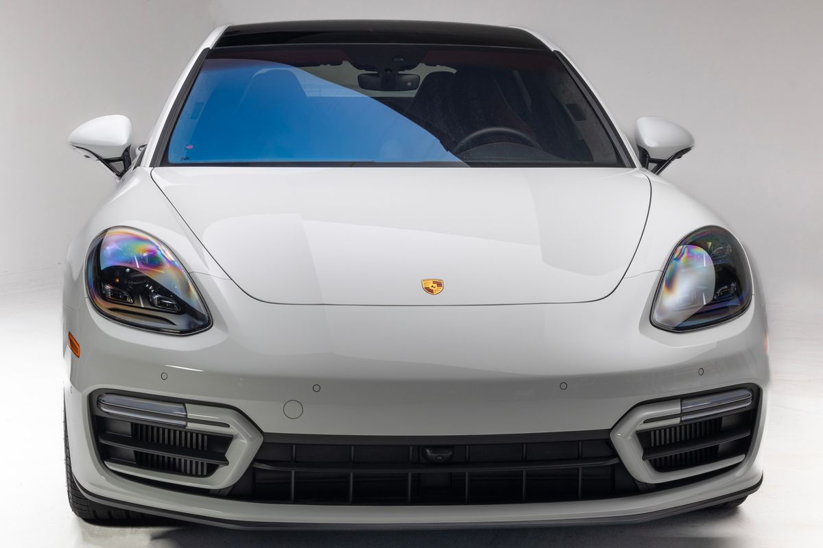 2021 Porsche Panamera GTS
