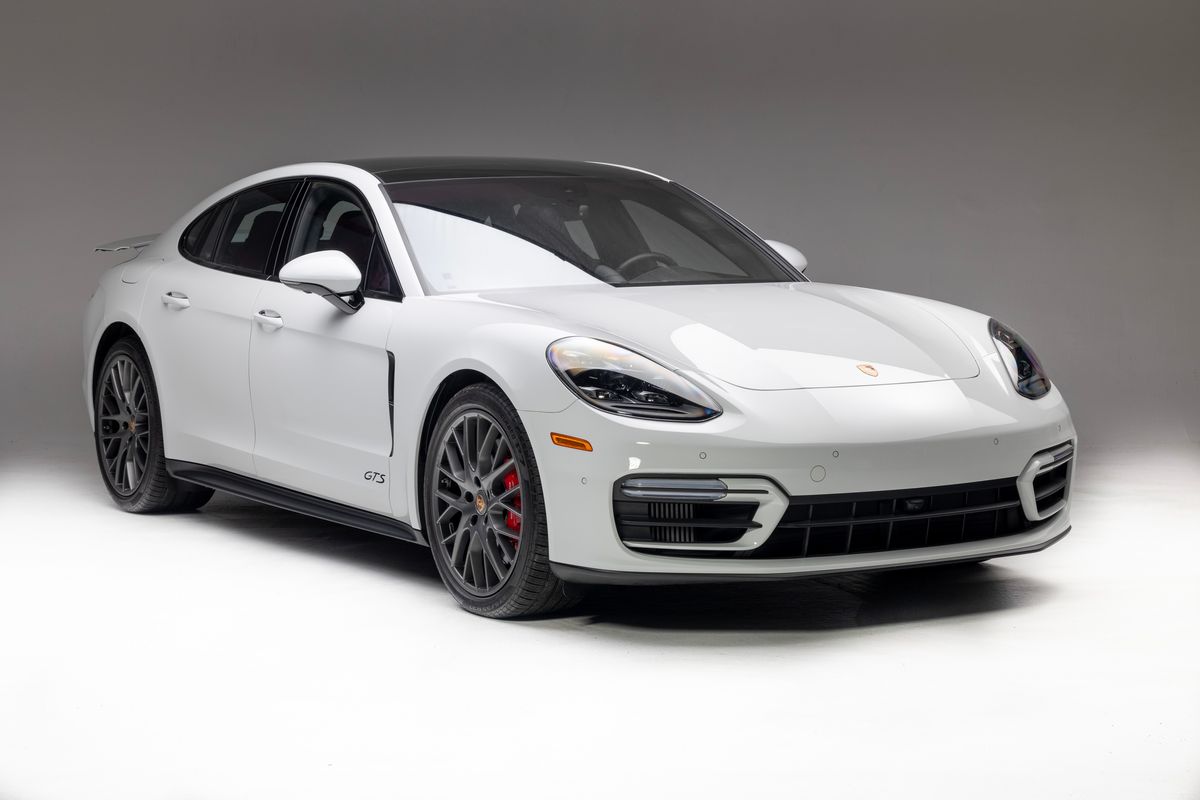 2021 Porsche Panamera GTS