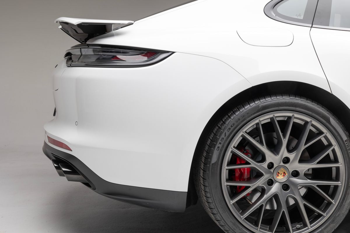 2021 Porsche Panamera GTS