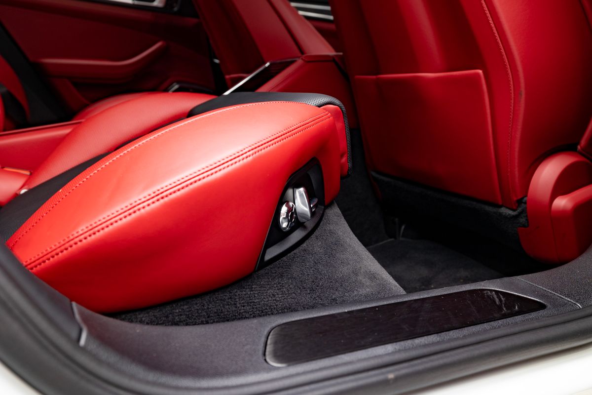 2021 Porsche Panamera GTS